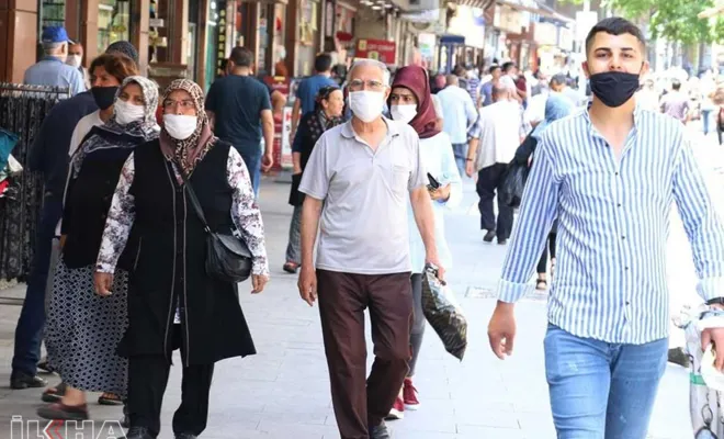 Gaziantep'te 422 kişiye “sosyal mesafe” cezası verildi