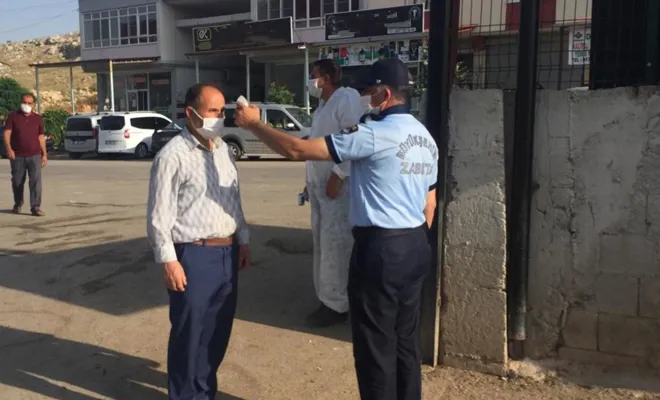 Gaziantep'te kurban satış alanlarında Covid-19'a karşı önlemler artırıldı