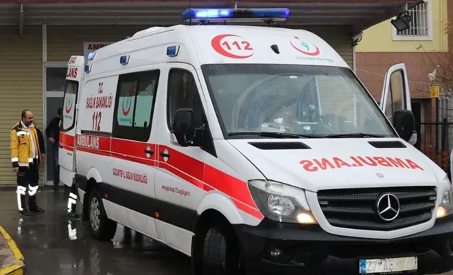 Oğuzeli'nde çöken inşaatın altında kalan 2 kişi yaralandı