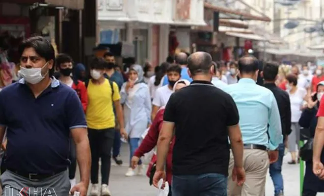 Gaziantep'te 3 bin 303 kişiye sosyal mesafe ve maske cezası verildi