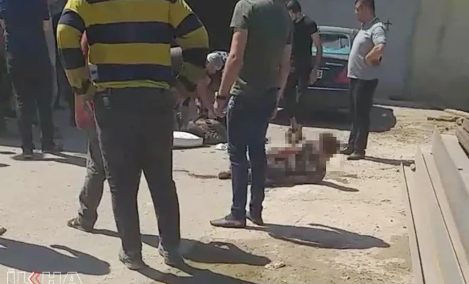 Gaziantep'te fabrikadaki patlama anı güvenlik kamerasına yansıdı