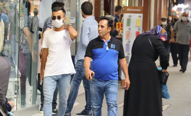 Gaziantep'te 2 bin 598 kişiye sosyal mesafe ve maske cezası verildi 