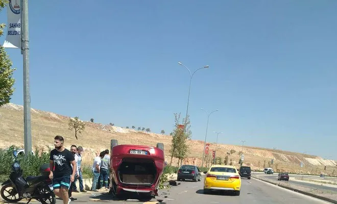Takla atan otomobil ters döndü, sürücü yaralandı