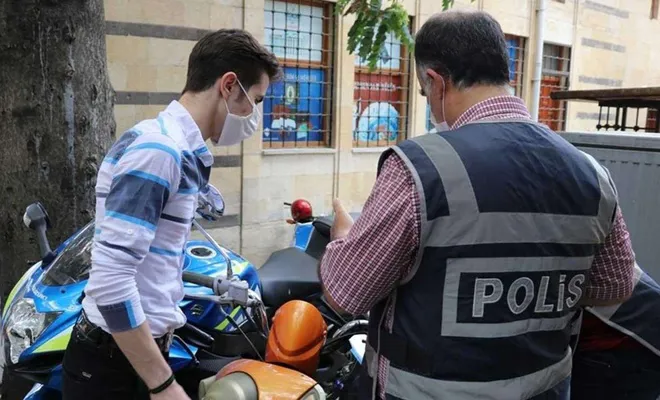Gaziantep'te maske ve sosyal mesafe denetimleri devam ediyor