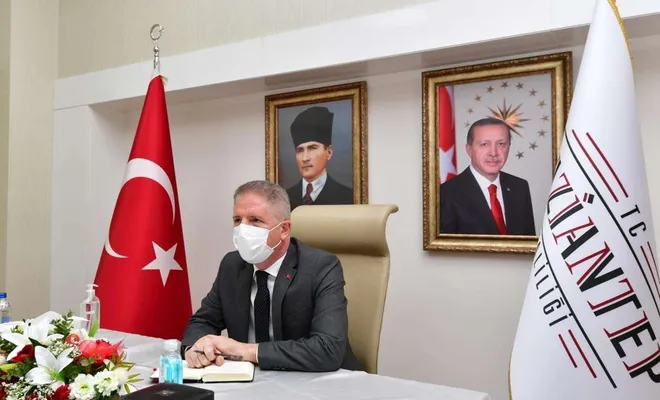 Covid-19 hastalarıyla temaslı olan çalışanlar 14 gün idari izinli sayılacak