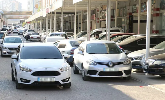 İkinci el araç satışı durma noktasına geldi