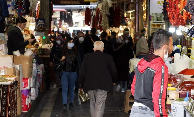 Havaların soğumasıyla aktarlarda yoğunluk başladı