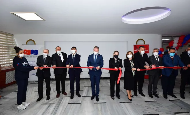 Gaziantep’te kurulumu tamamlanan 57 atölyenin açılışı gerçekleştirildi