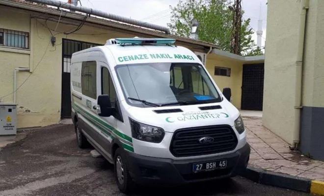 Nizip'te kayıp kişinin cesedi merdiven altında gömülü bulundu