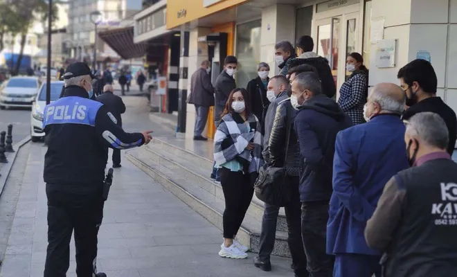 Gaziantep’te Covid-19 kurallarına uymayan 448 kişiye idari işlem uygulandı