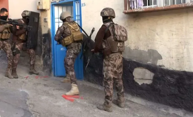 Gaziantep’te aranan PKK mensubu saklandığı evde yakalandı