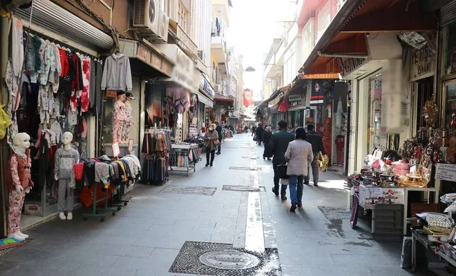 Pandemiden etkilenen esnaf iflasın eşiğinde