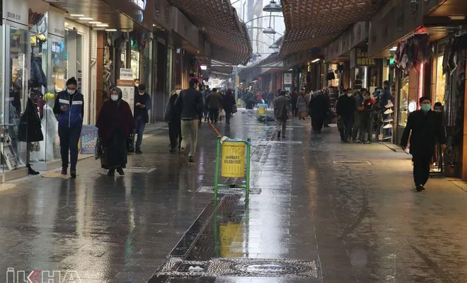 İflasın eşiğine gelen esnaf destek paketini yetersiz buldu