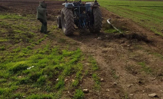 Cerablus'ta traktöre tuzaklanan 150 kilo patlayıcı imha edildi