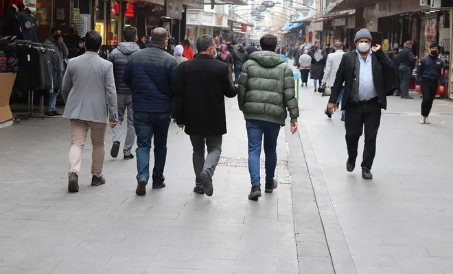 Gaziantep’te Covid-19 kurallarına uymayan 228 kişiye para cezası