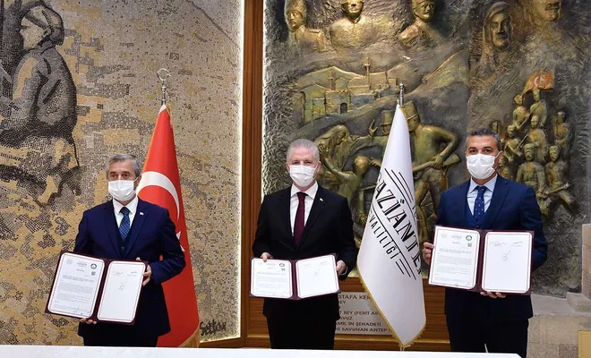 Gaziantep’te öğrencilere 20 bin tablet daha dağıtılacak