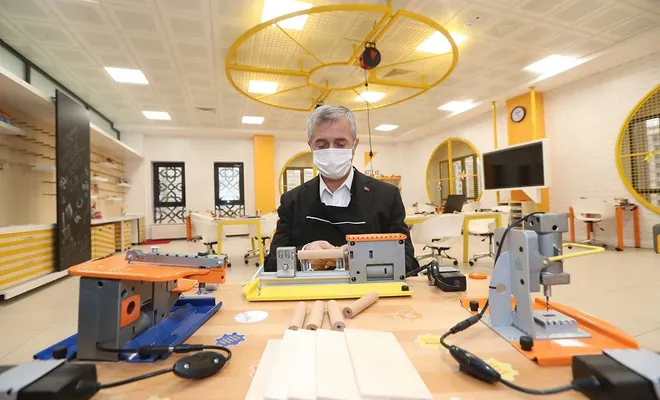 Okullara beceri ve tasarım atölyeleri yapılacak