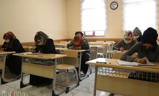 Kadınlardan el sanatları kurslarına yoğun ilgi