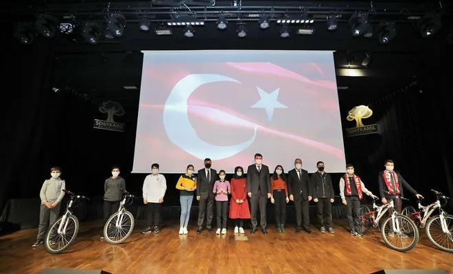 “Şehitkamil’e Mektup Yarışması”nda dereceye girenler ödüllendirildi