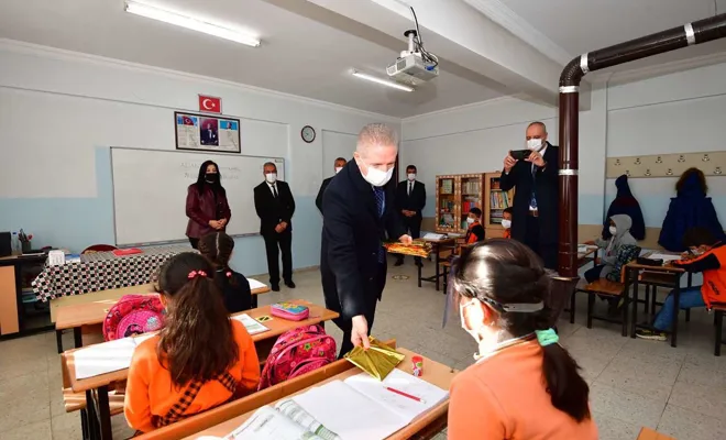 Köy okullarında yüz yüze eğitim başladı