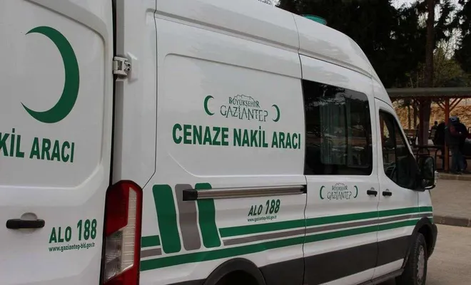 Balkondan düşen 4 yaşındaki çocuk öldü