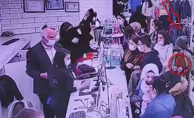 Mağazalarda yankesicilik yapan 2 kadın tutuklandı