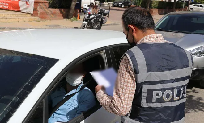 Sokağa çıkma kısıtlamasına uymayan 229 kişiye para cezası