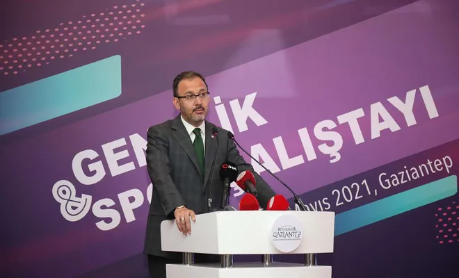Bakan Kasapoğlu: Pandemide dijital alandaki bağımlılıklar arttı