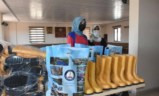 Çiftçi ve hayvan yetiştiricilerine çizme desteği