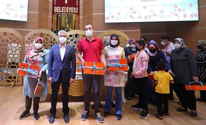 Sosyal medyada düzenlenen yarışmada dereceye girenler ödüllerini aldı