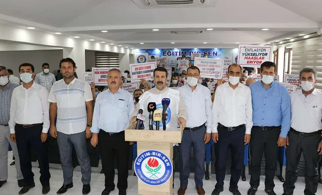 Memurlar için önerilen zam teklifine tepki