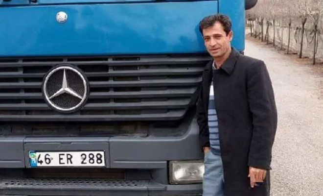 Otomobilin çarptığı tır sürücüsü vefat etti