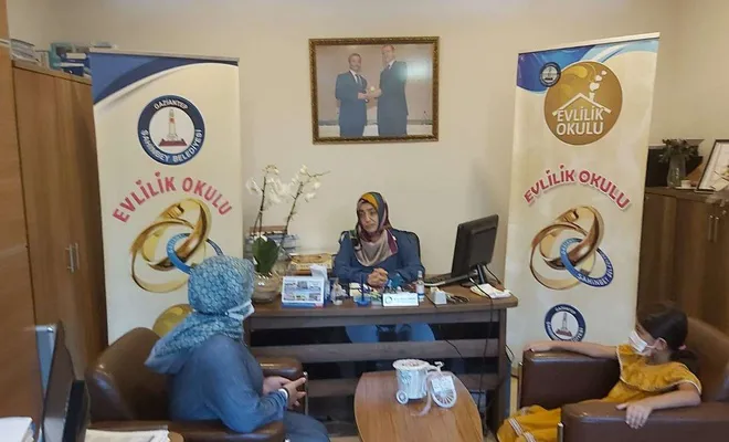 Ailelere ücretsiz danışmanlık hizmeti veriliyor