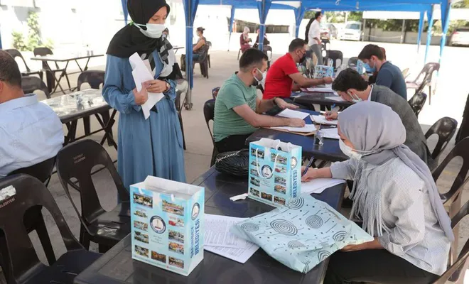Gaziantep’e yeni atanan öğretmenler hediye ile karşılandı