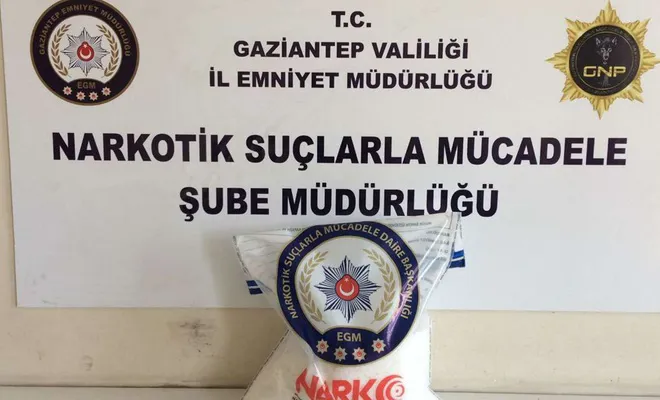 Gaziantep’te 8 kilogram sentetik uyuşturucu ele geçirildi