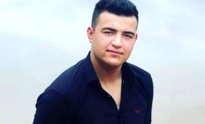 Otomobille kaza yapan genç hayatını kaybetti