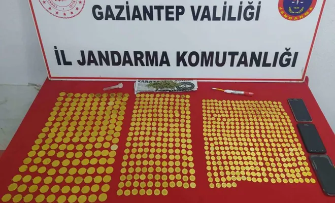 Kuyumcuya sahte altın satmak isteyen şahıslar suçüstü yakalandı