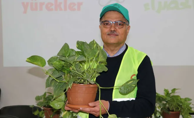 Suriyeli STK’lar Gaziantep’te halka süs bitkileri hediye edecek