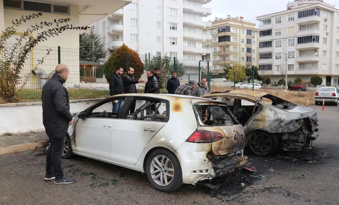 Araç kundaklanmasıyla ilgili 3 şüpheli yakalandı