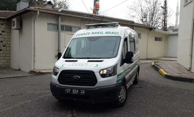 Gaziantep’te binadan düşen çocuk hayatını kaybetti