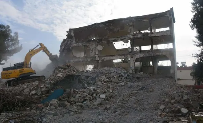Araban Hükümet Konağı yıkılıyor