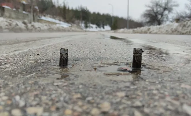 Yollara dikkat edelim