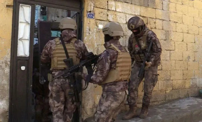 Gaziantep’te 10 “zehir” satıcısı tutuklandı