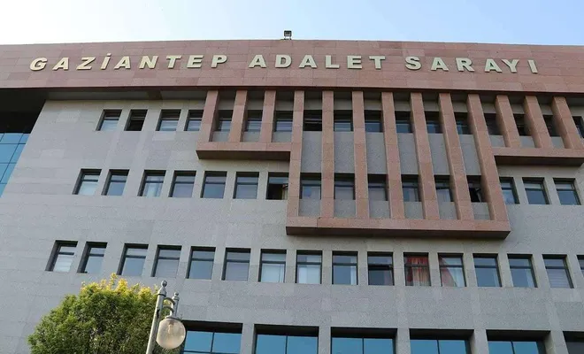 Evinde bıçaklanarak öldürülen şahısın ölümüne ilişkin 2 kişi tutuklandı