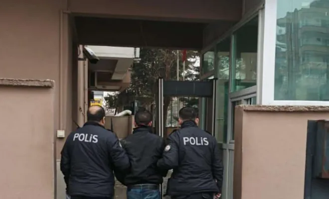 Gaziantep'te bir araca el yapımı patlayıcı atan şahıs tutuklandı