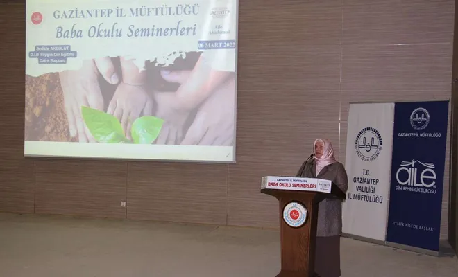 Gaziantep'te düzenlenen “Baba Okulu” seminerleri sona erdi