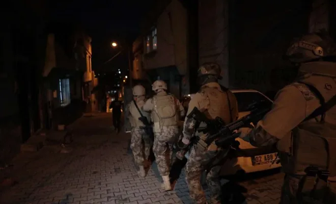 Gaziantep’te uyuşturucu ve hırsızlık operasyonu: 137 kişi tutuklandı