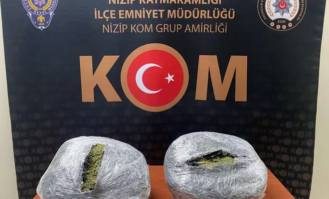 Durdurulan araçta 10 kilo 500 gram esrar ele geçirildi