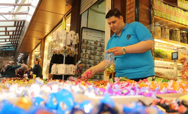 Esnaf umutla Ramazan Bayramı’nı bekliyor