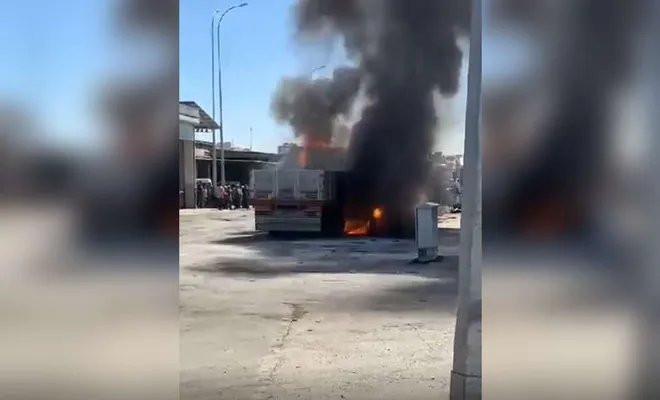 Oto sanayi sitesinde oksijen tüpü patladı: 2 ağır yaralı